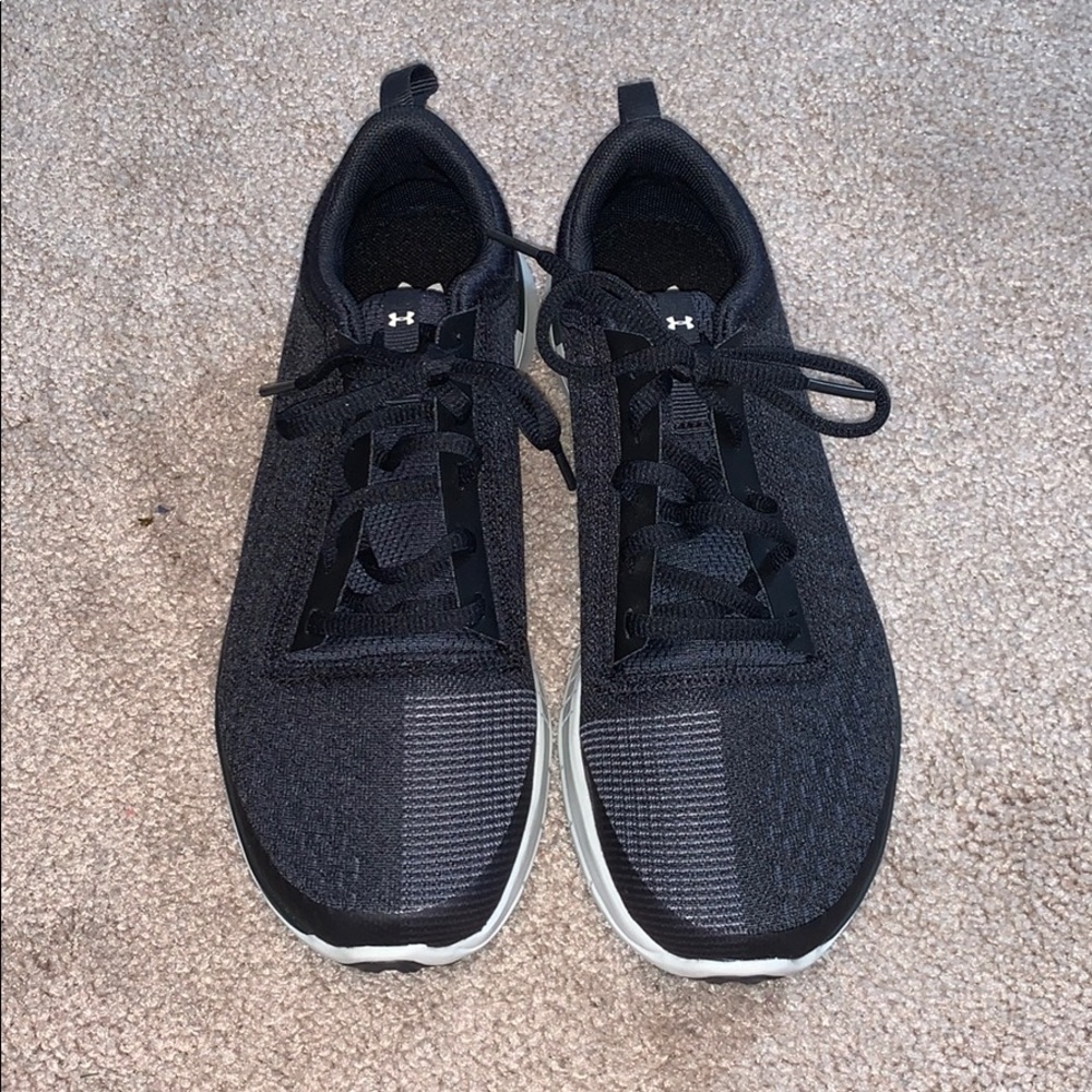 NWOT Under Armor Black Sneakers Unisex